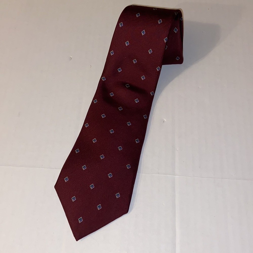 Christian Dior All Silk Maroon Necktie